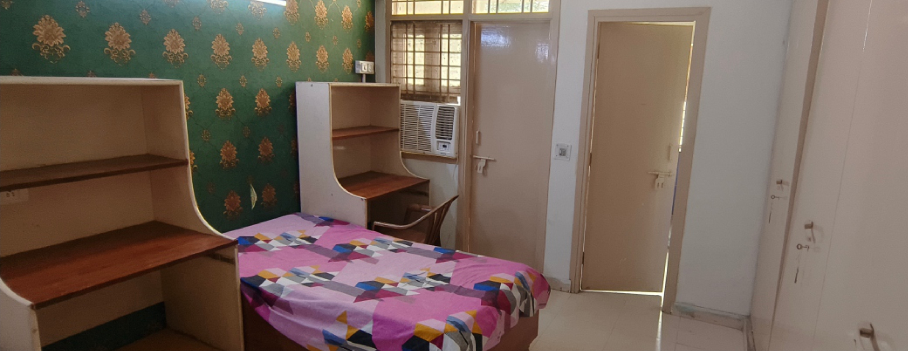 GNIOT Hostel photo 1